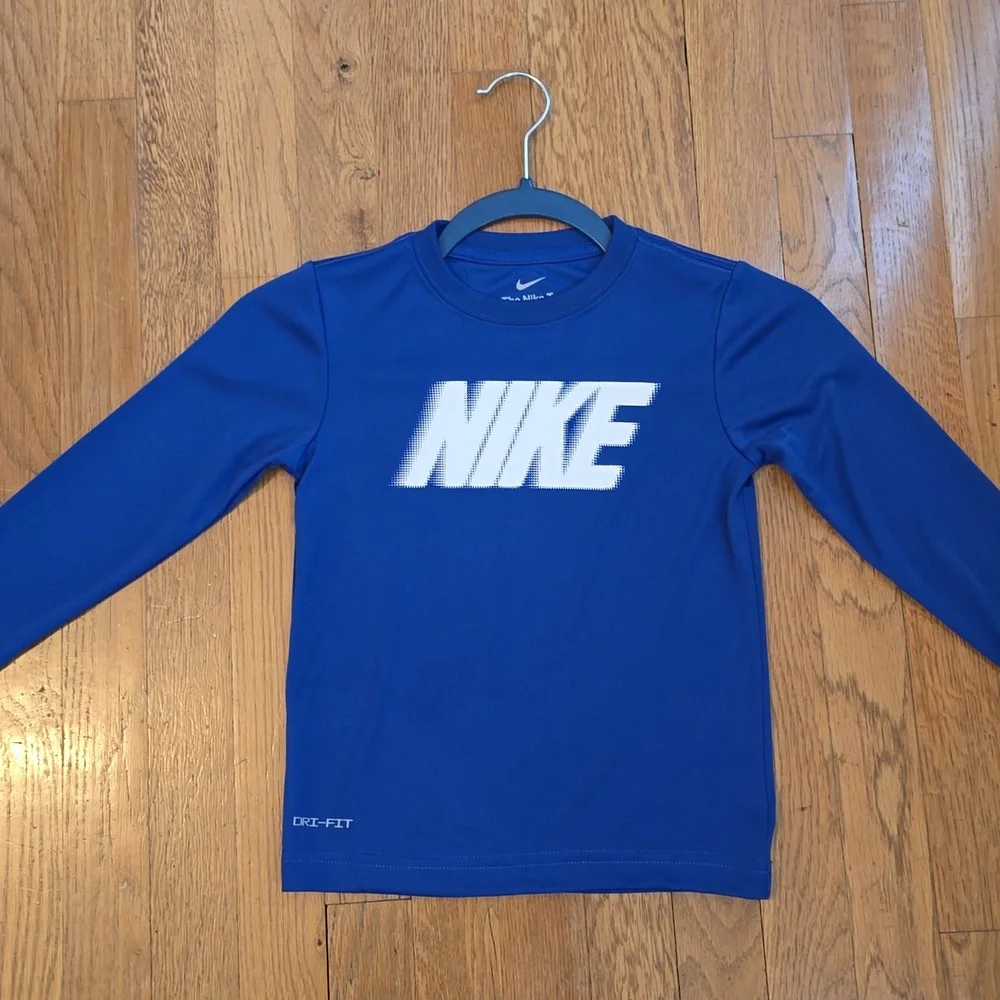 NIKE BRAND SIGNATURE BOYS BLUE LONG SLEEVE TEE-SHIRT SIZE XS 4